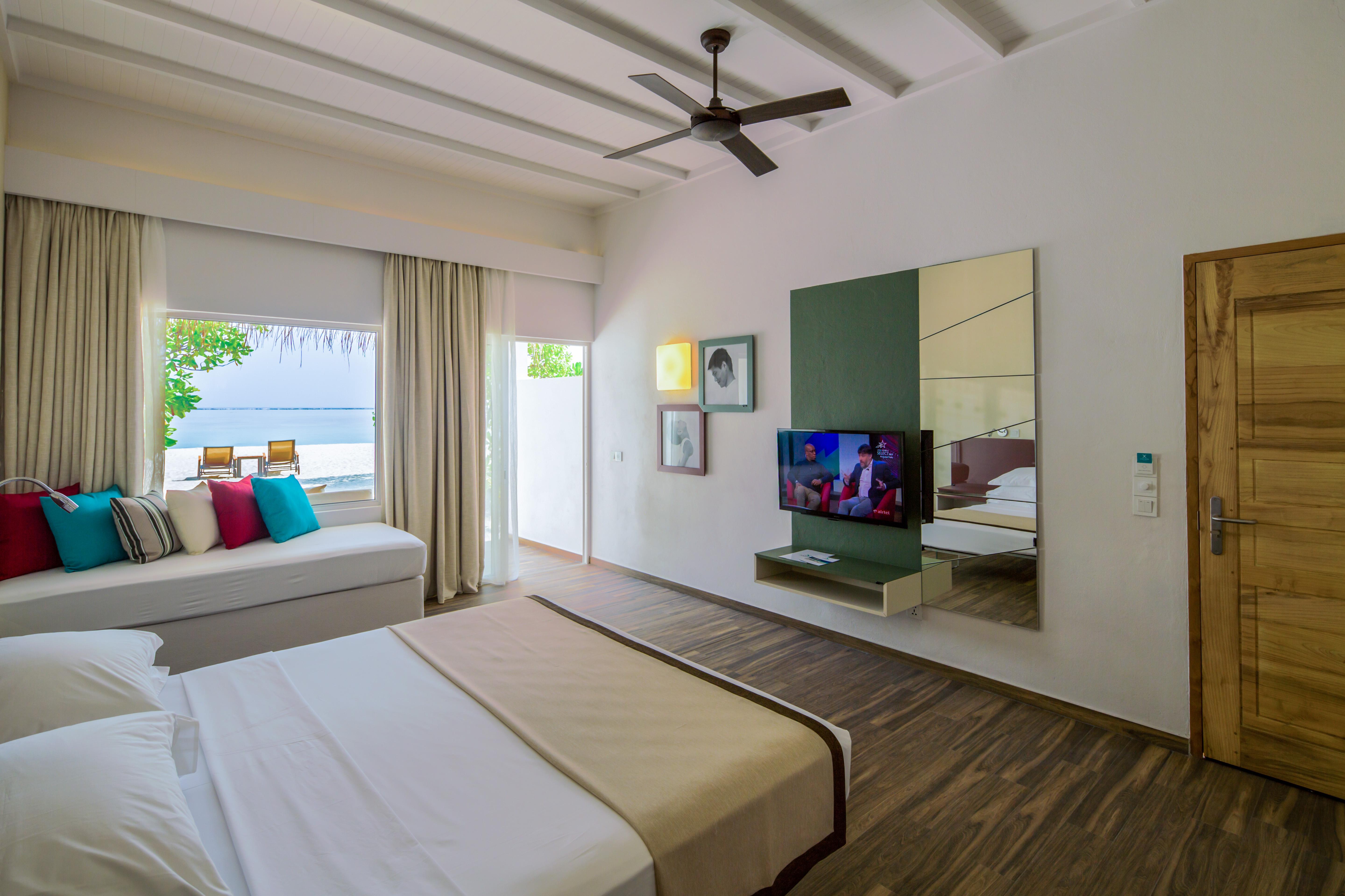 Cocoon Maldives Hotel Kurendhoo Exterior foto