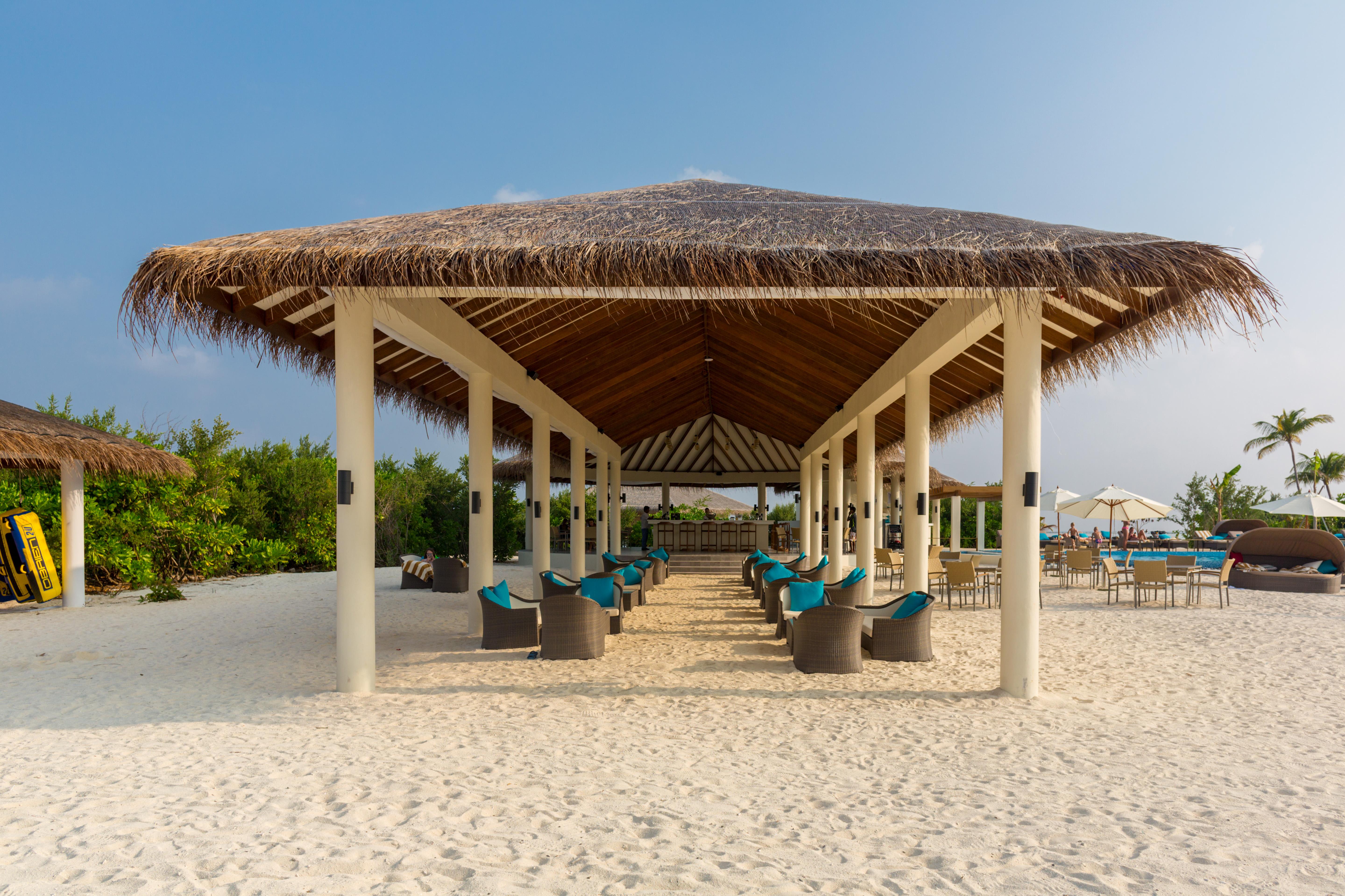 Cocoon Maldives Hotel Kurendhoo Exterior foto