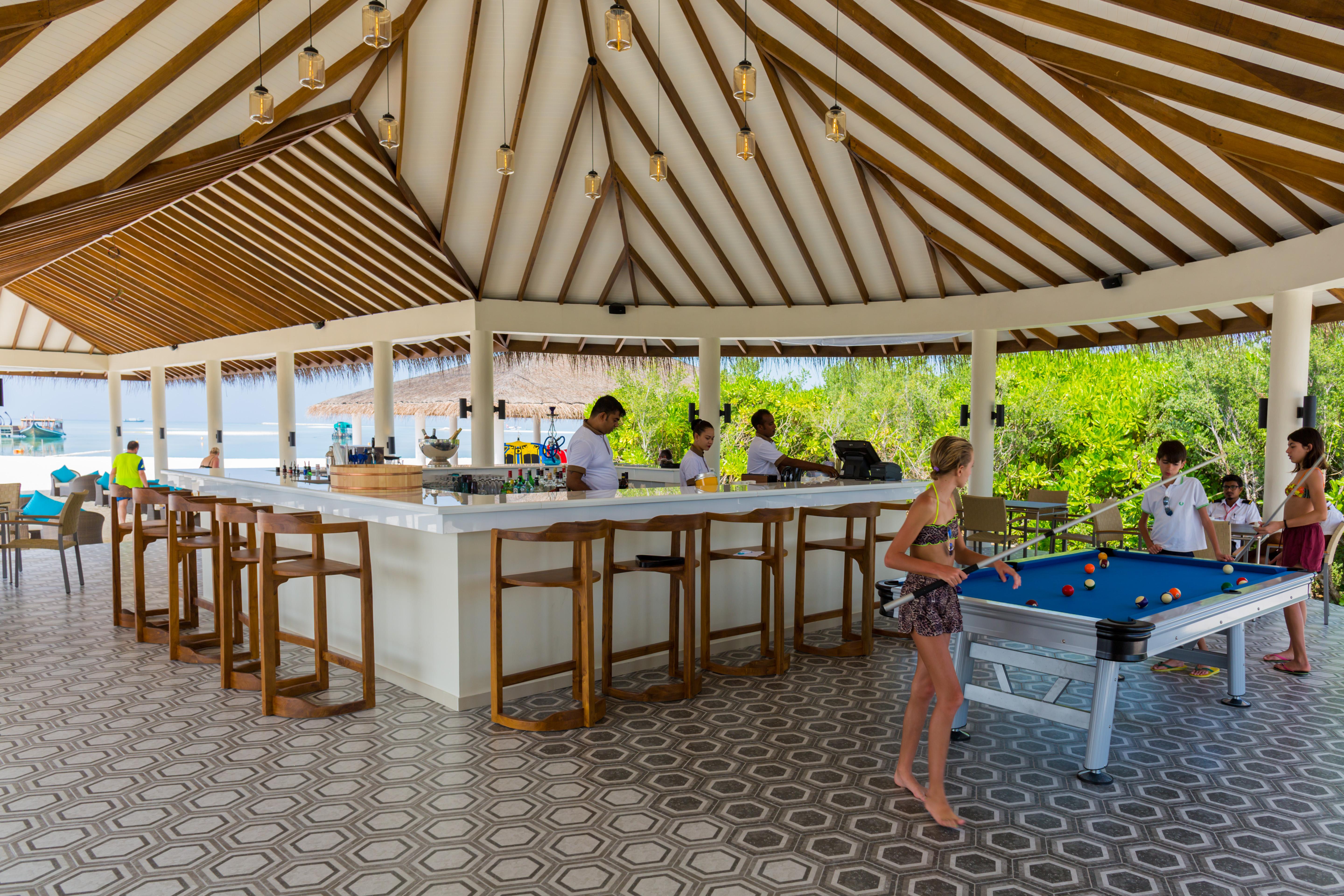 Cocoon Maldives Hotel Kurendhoo Exterior foto