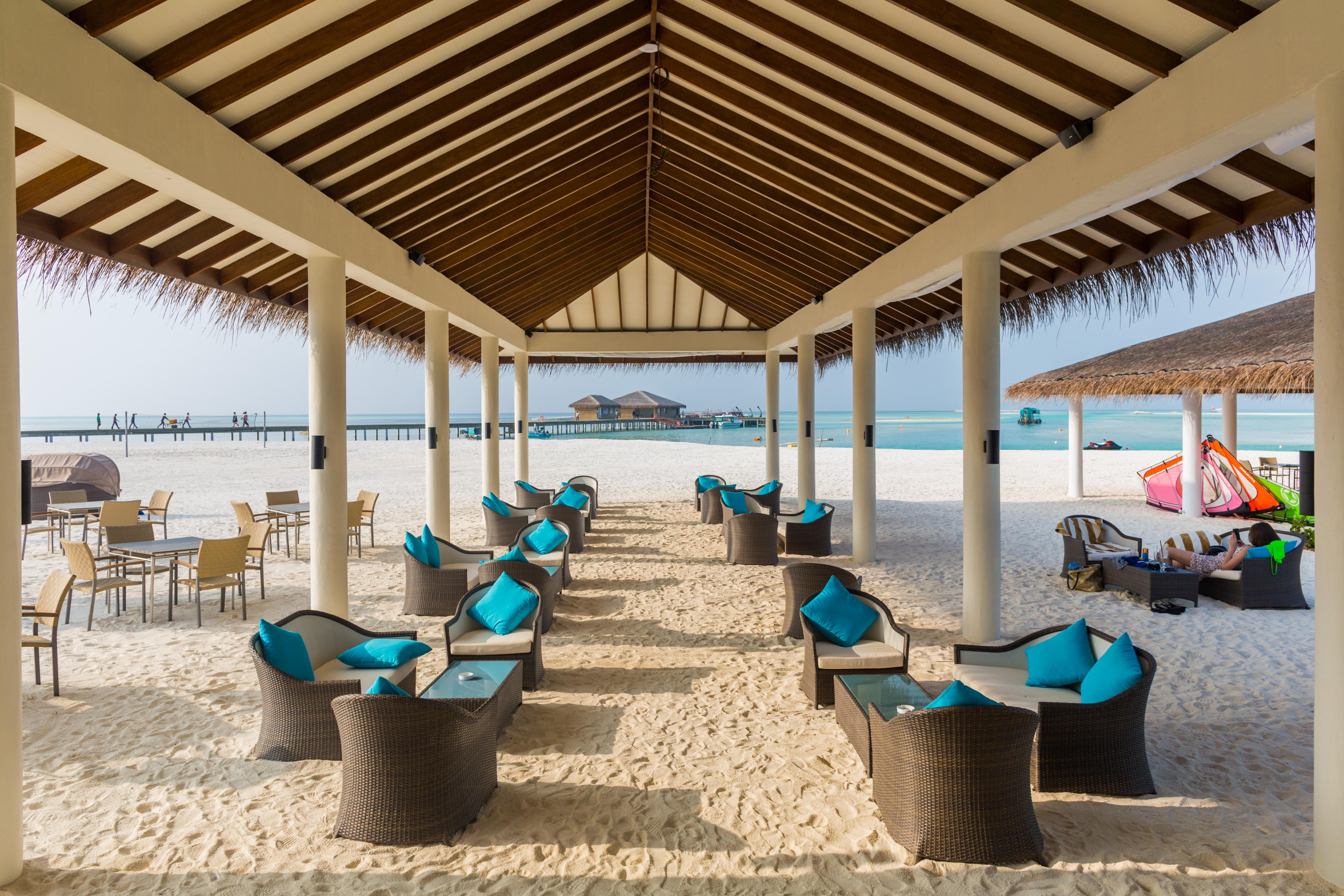 Cocoon Maldives Hotel Kurendhoo Exterior foto