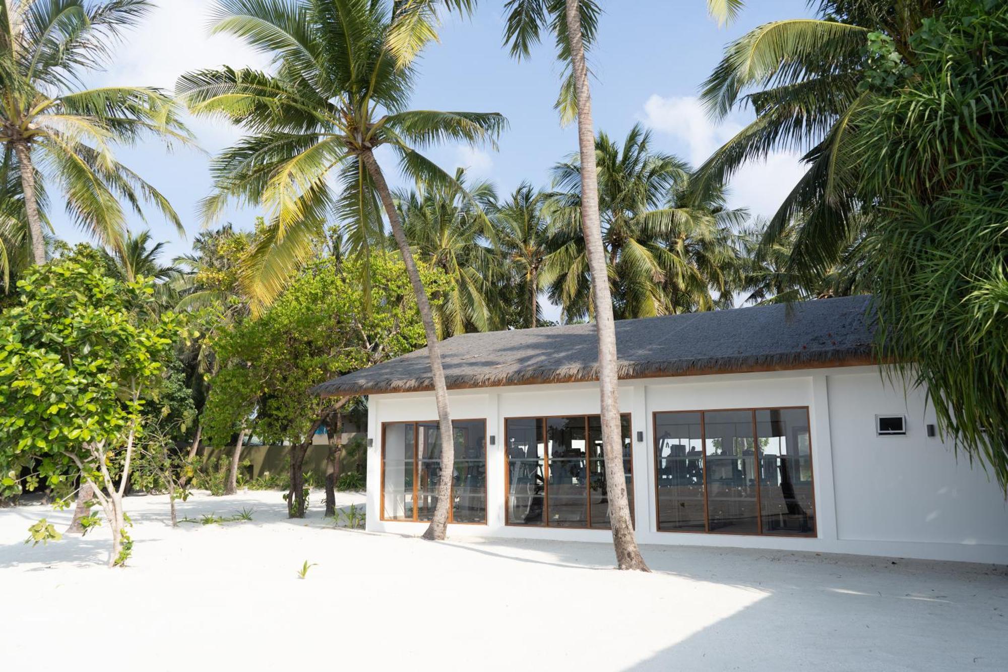 Cocoon Maldives Hotel Kurendhoo Exterior foto
