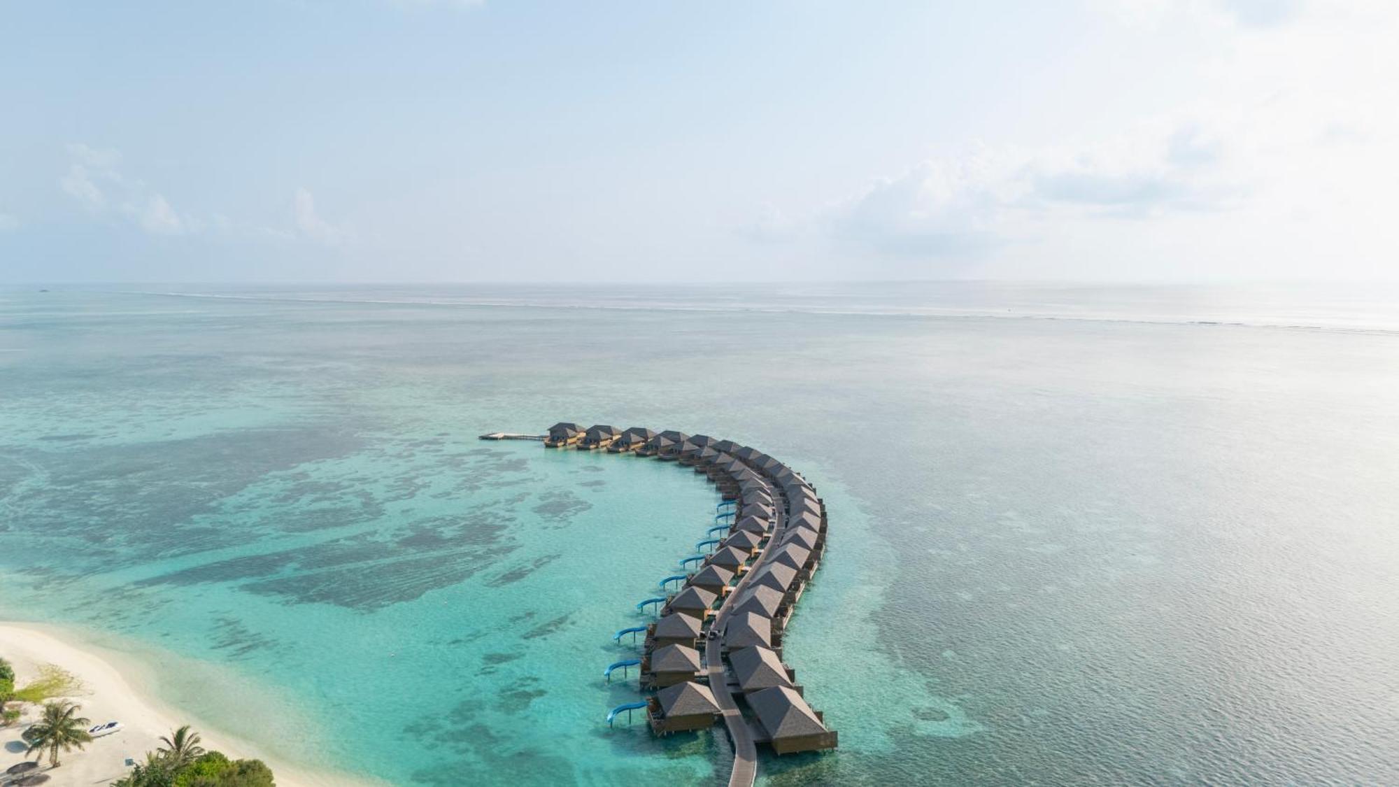 Cocoon Maldives Hotel Kurendhoo Exterior foto